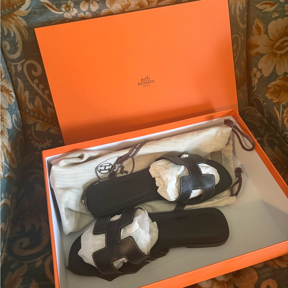 Hermès Black Sandals